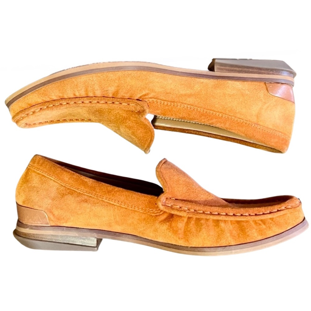 SARTO by Franco Sarto Orange Suede Loafers – Size 4M (EU 34)